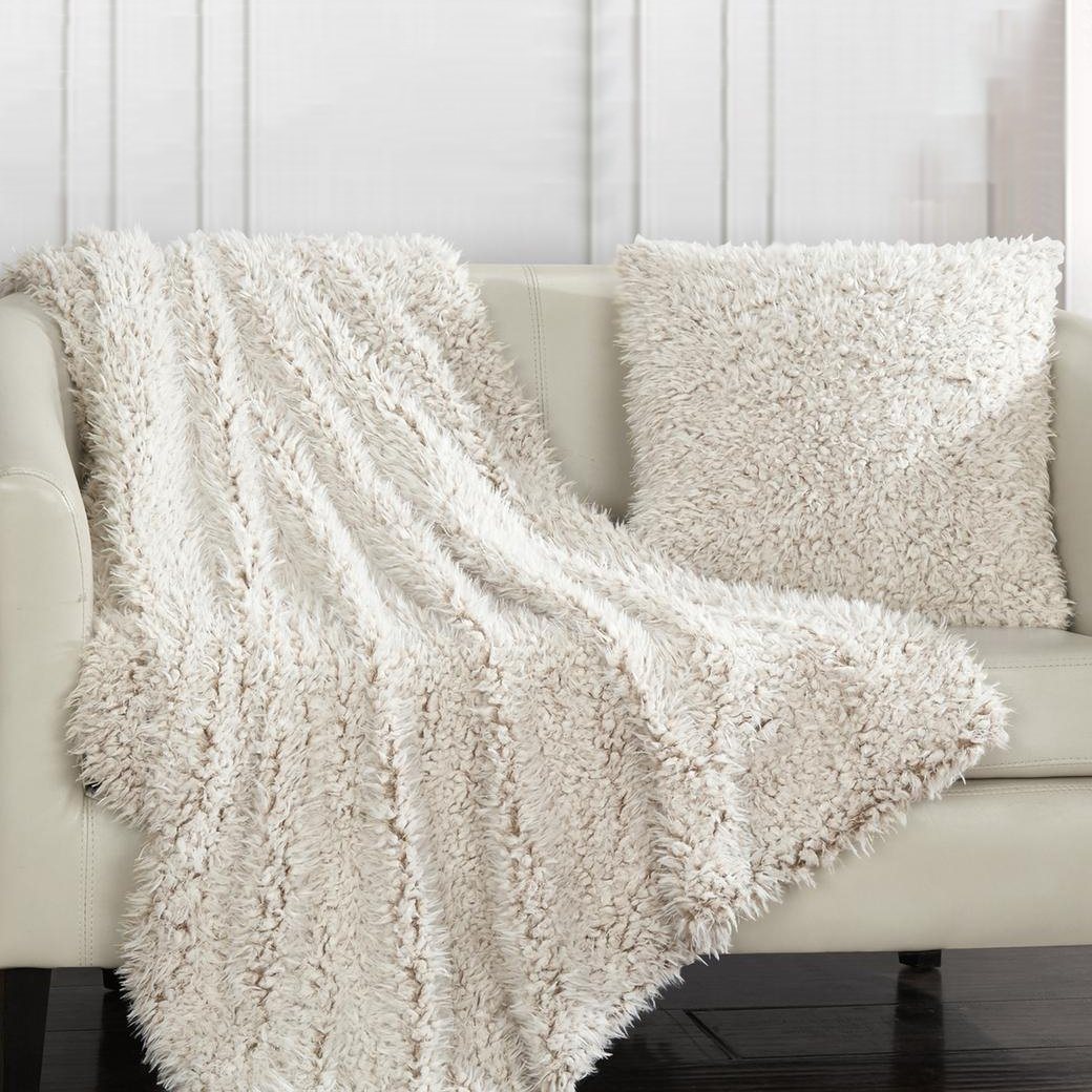 Plush Throw Blanket and Pillow Set / Taupe