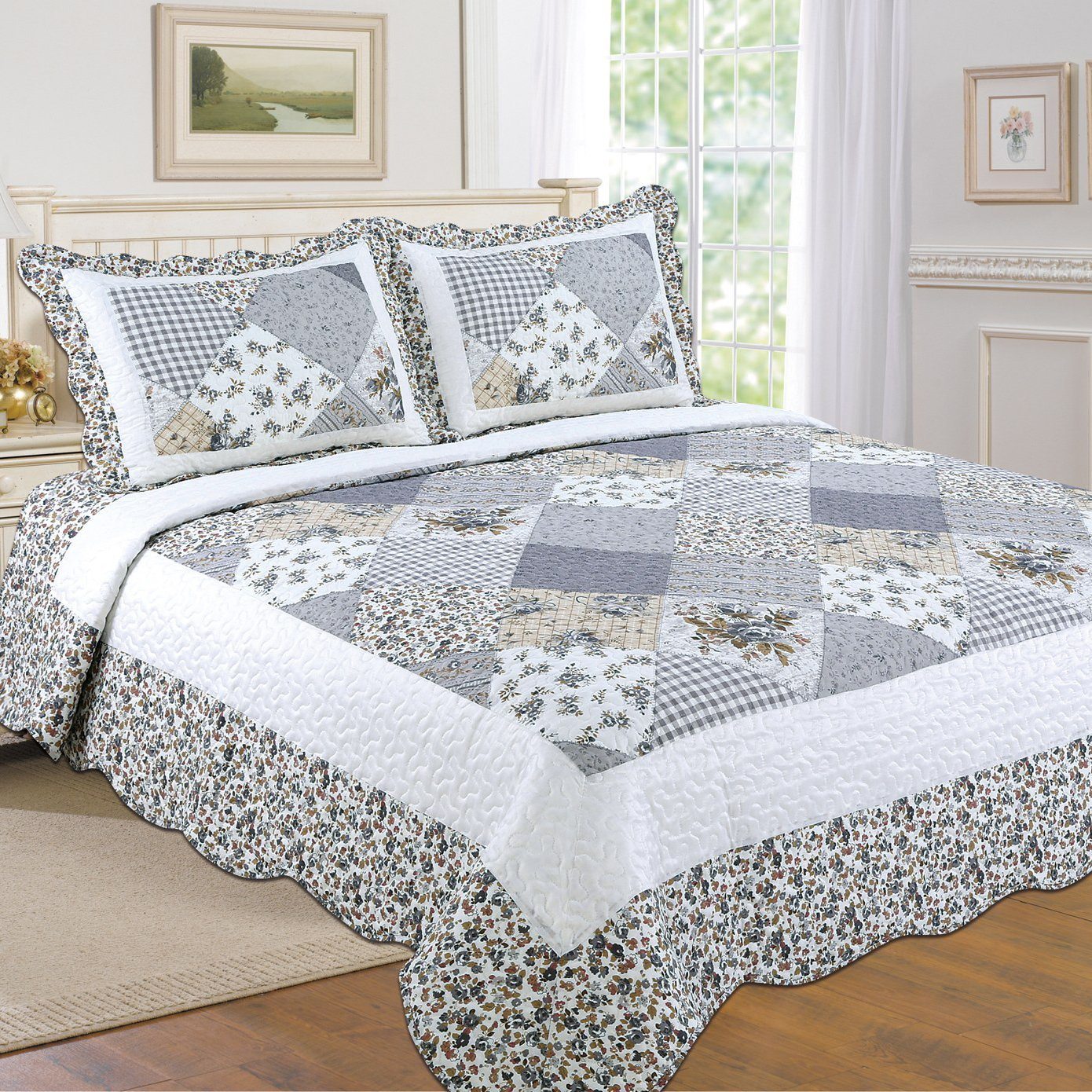 Tradition Premium Printed Reversible Quilt Sets / Gray / Full/Queen